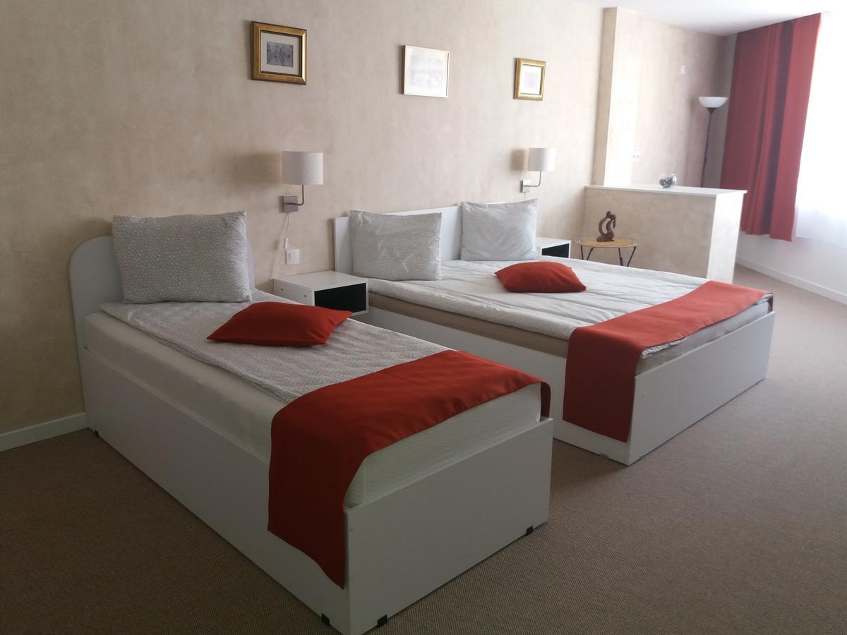 Csiki Hotel